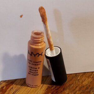 NWT NYX Soft Matte Lip Cream SMLC16 Cairo